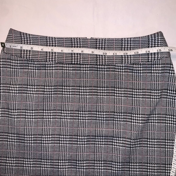 Maison Jules Plaid Mini Skirt CA - Picture 2 of 6